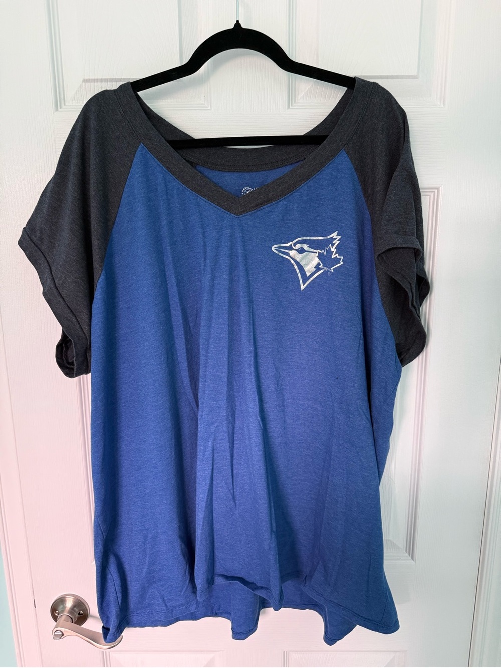 New Era Blue and Charcoal V-Neck Raglan Women's Tee - Toronto Blue Jays